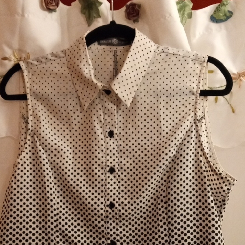 Forever 21 Black and White Button Down Shirt